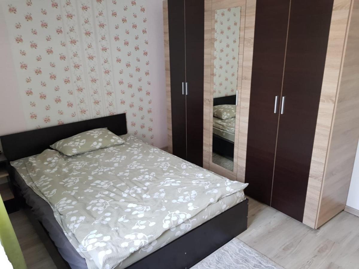 Apartament 8 Central Marosvásárhely Kültér fotó