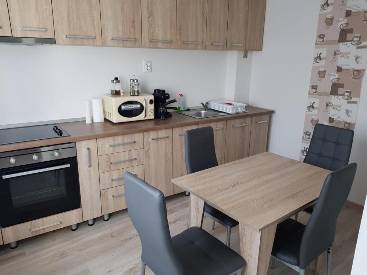 Apartament 8 Central Marosvásárhely Kültér fotó